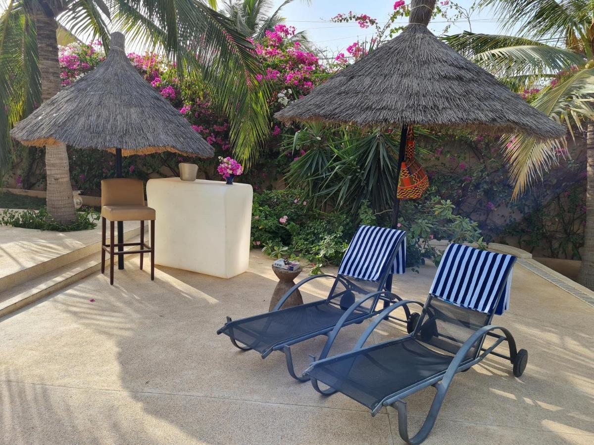 Le Souimanga Bleu Saly Bed and Breakfast Exterior foto