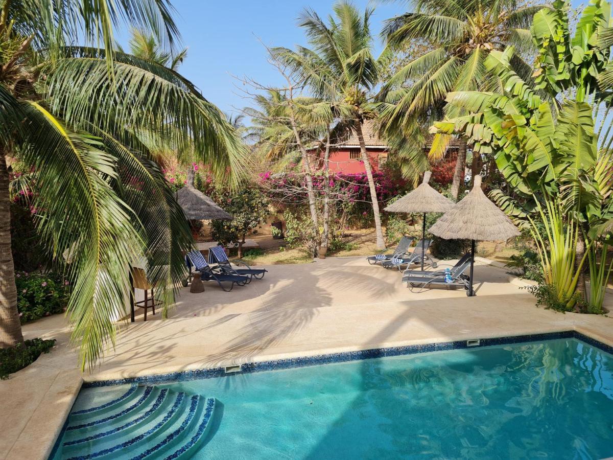 Le Souimanga Bleu Saly Bed and Breakfast Exterior foto